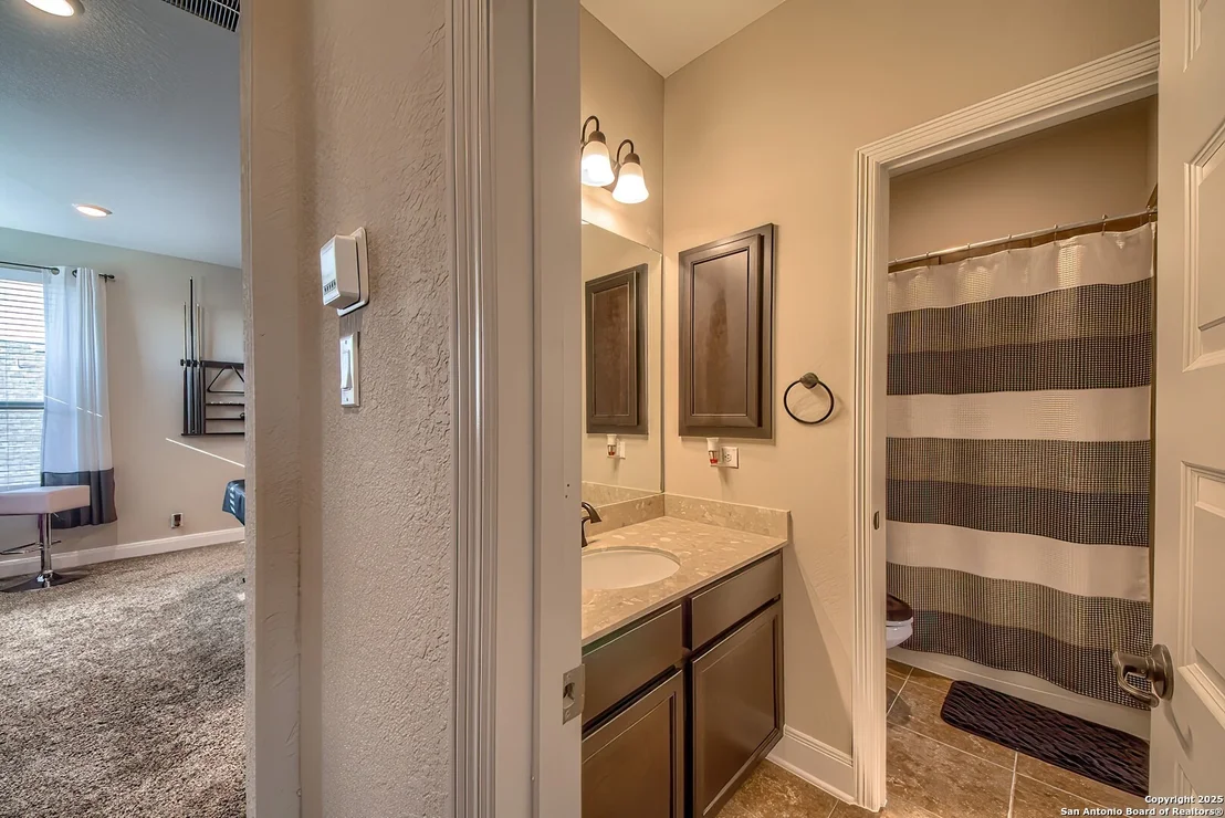 Photo of 950 Lone Cypress