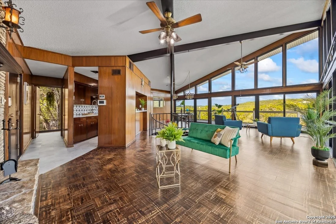 Photo of 4250 Tanglewood Trl