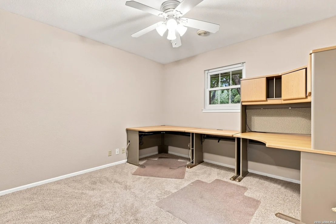 Photo of 102 IRONGATE RD