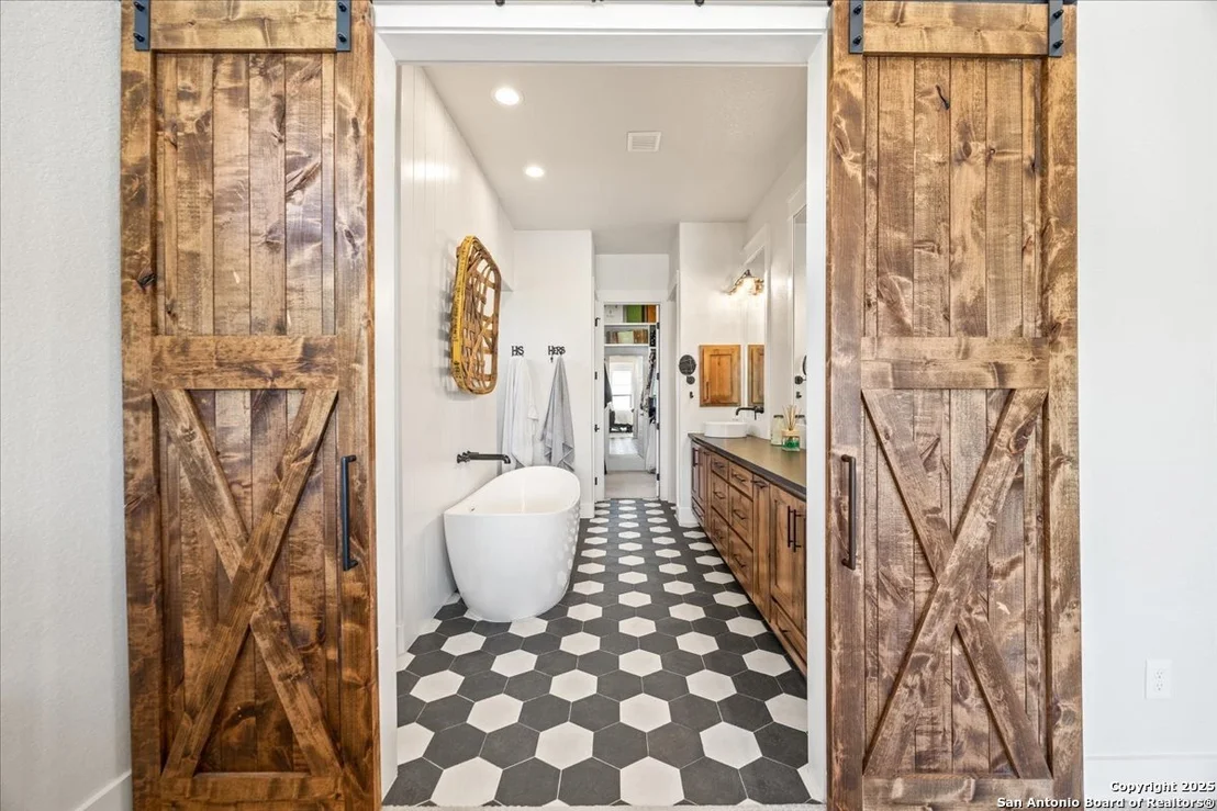 Photo of 317 Farmstead
