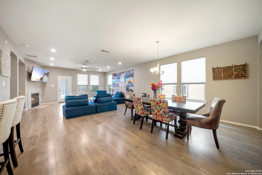 Photo of 4435 Sebastian Oak