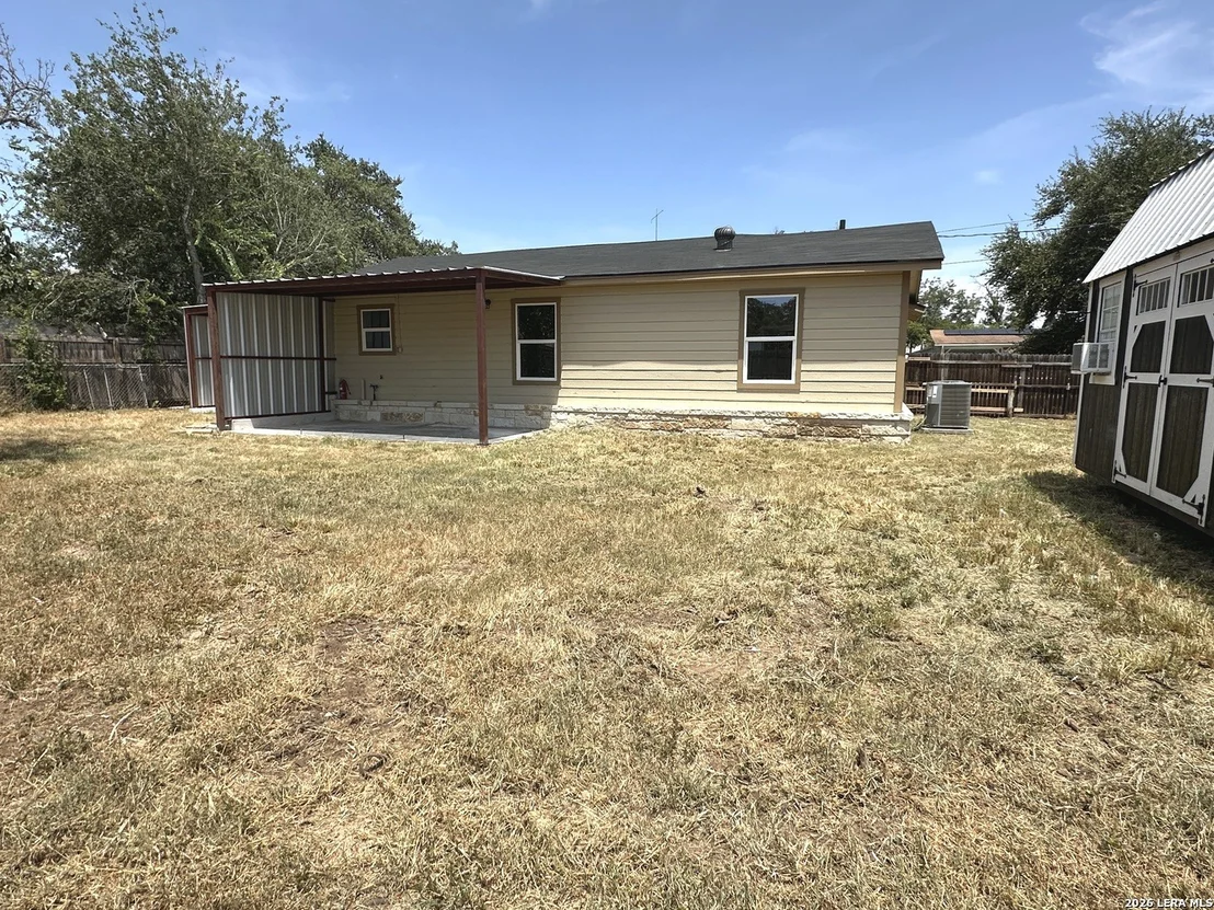 Photo of 907 Dove Ave.