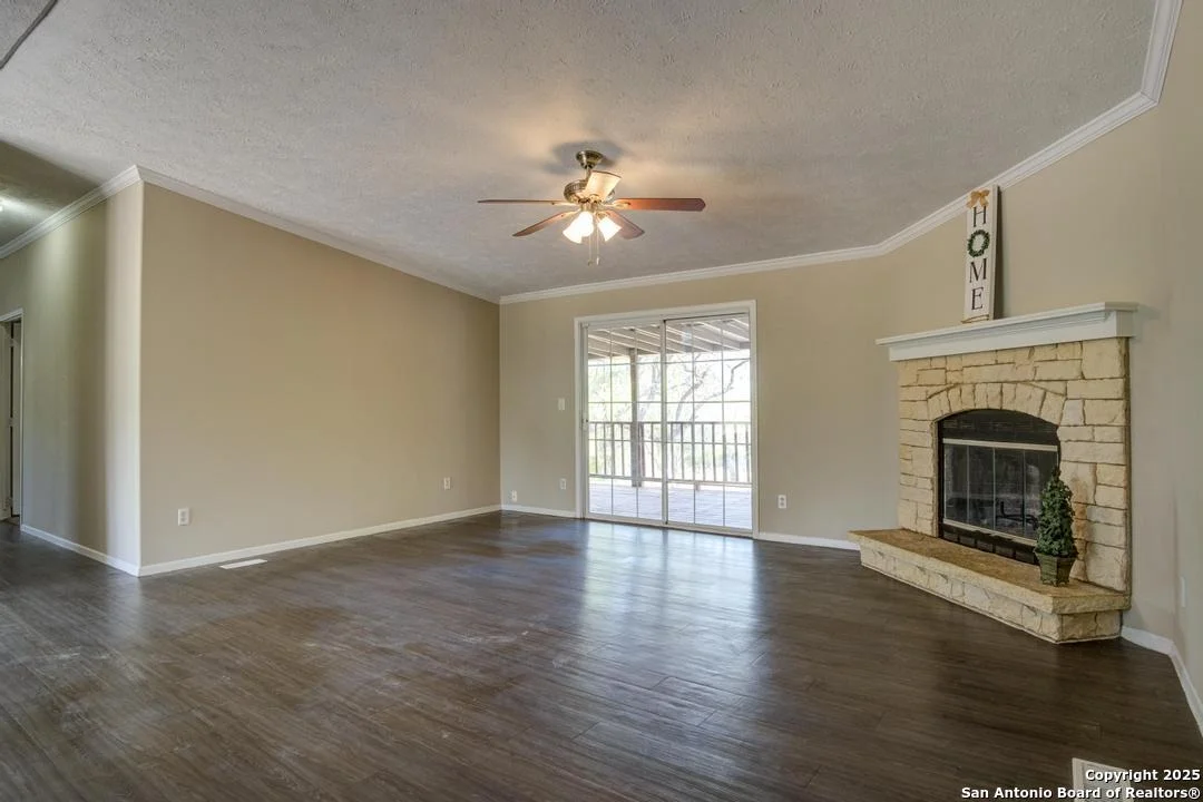 Photo of 804 County Road 4511