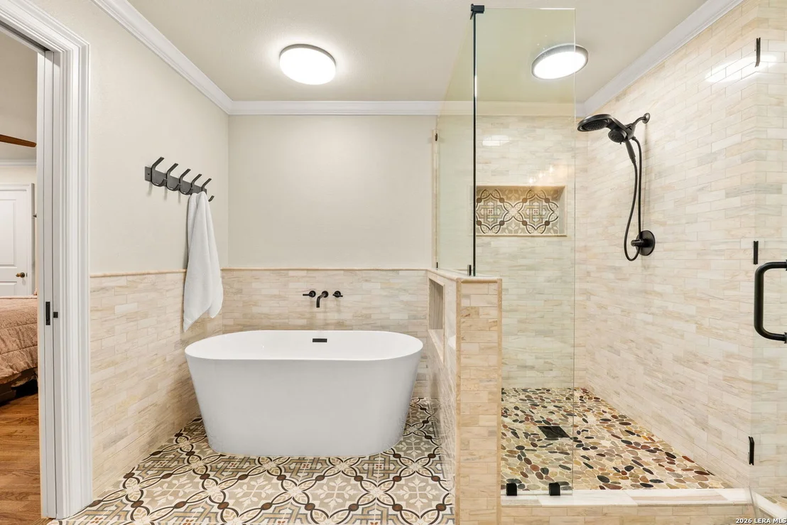 Photo of 2 CHATSWORTH WAY