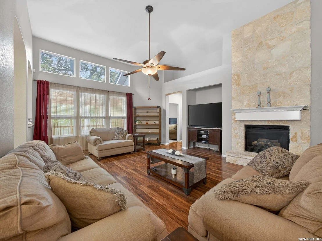 Photo of 4307 James Bowie