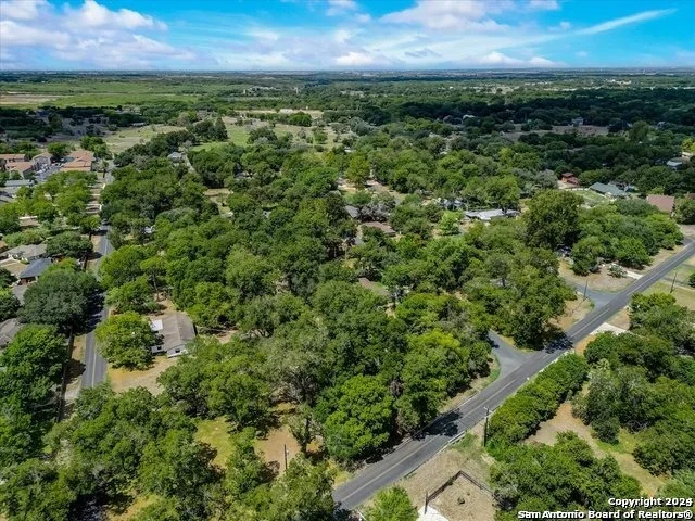 Photo of 217 GUADALUPE RIVER DR