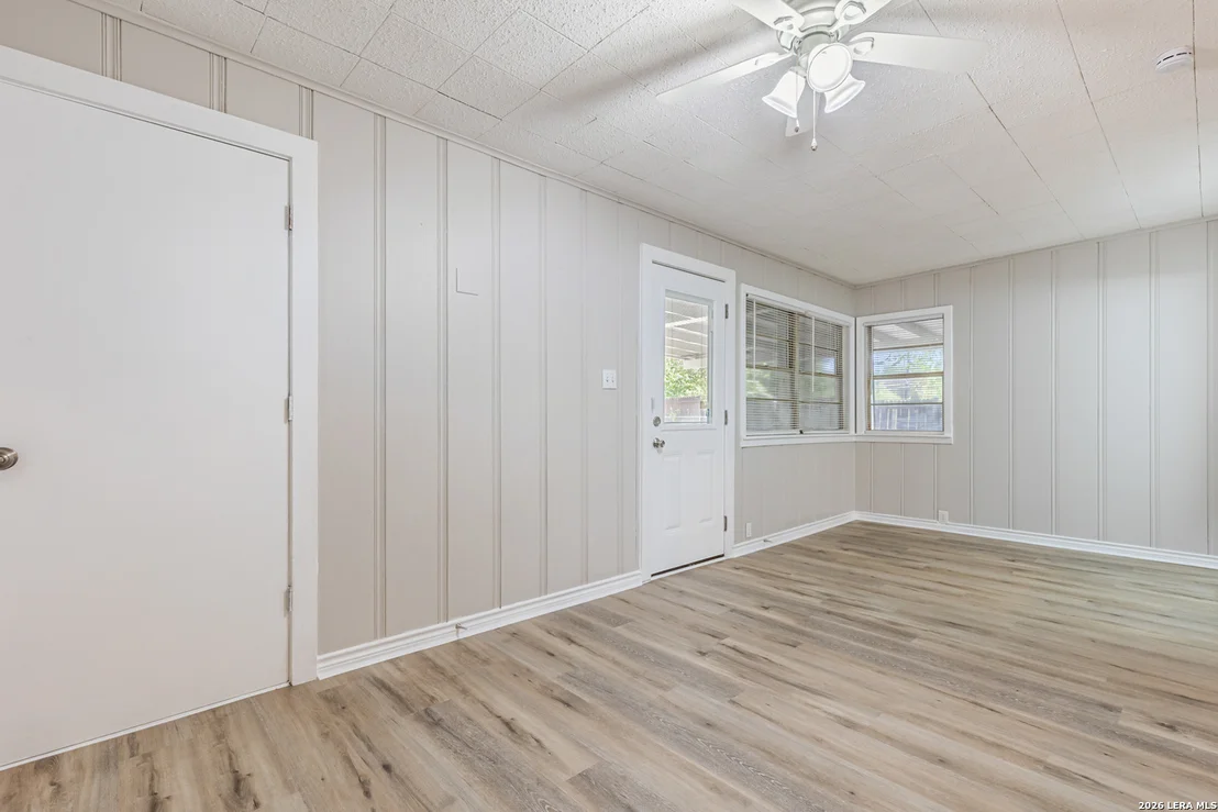 Photo of 1327 OBLATE DR
