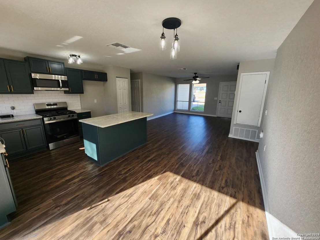 Photo of 5822 VALLEY FORGE AVE