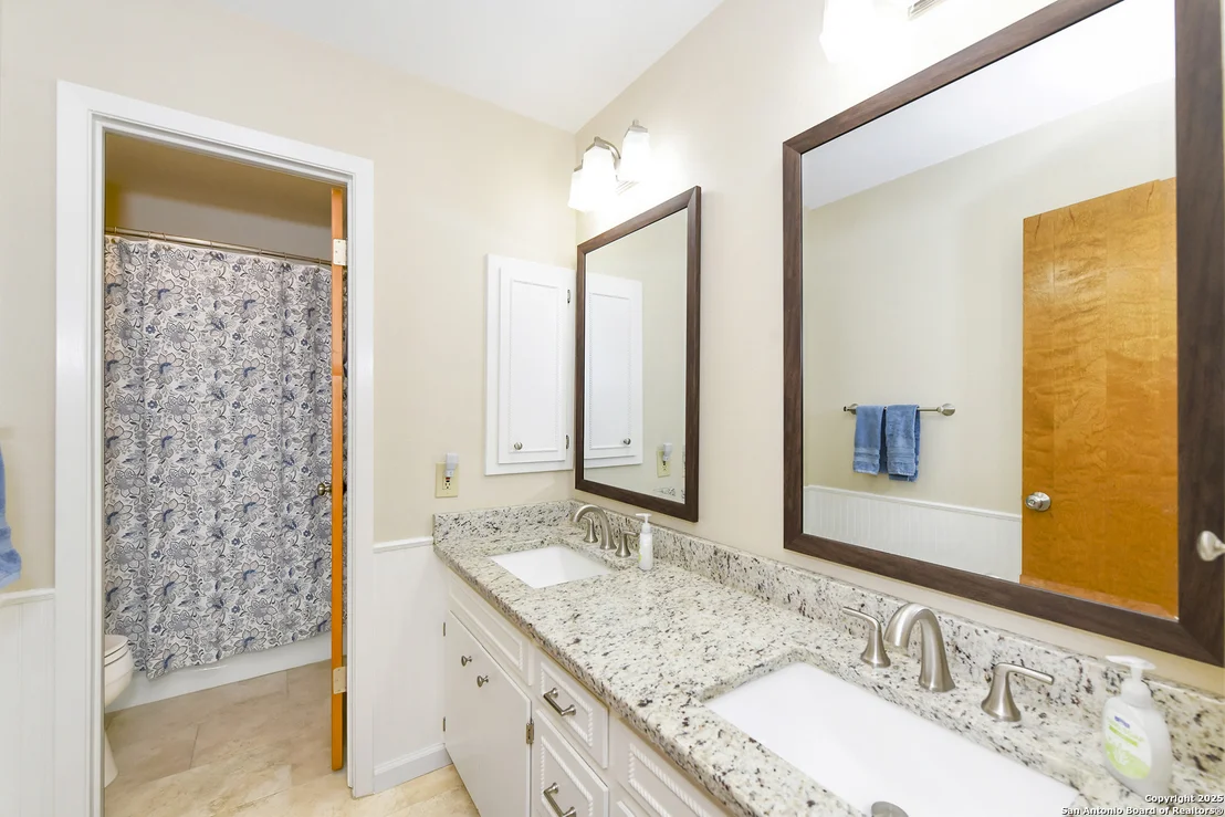 Photo of 1415 Synandra
