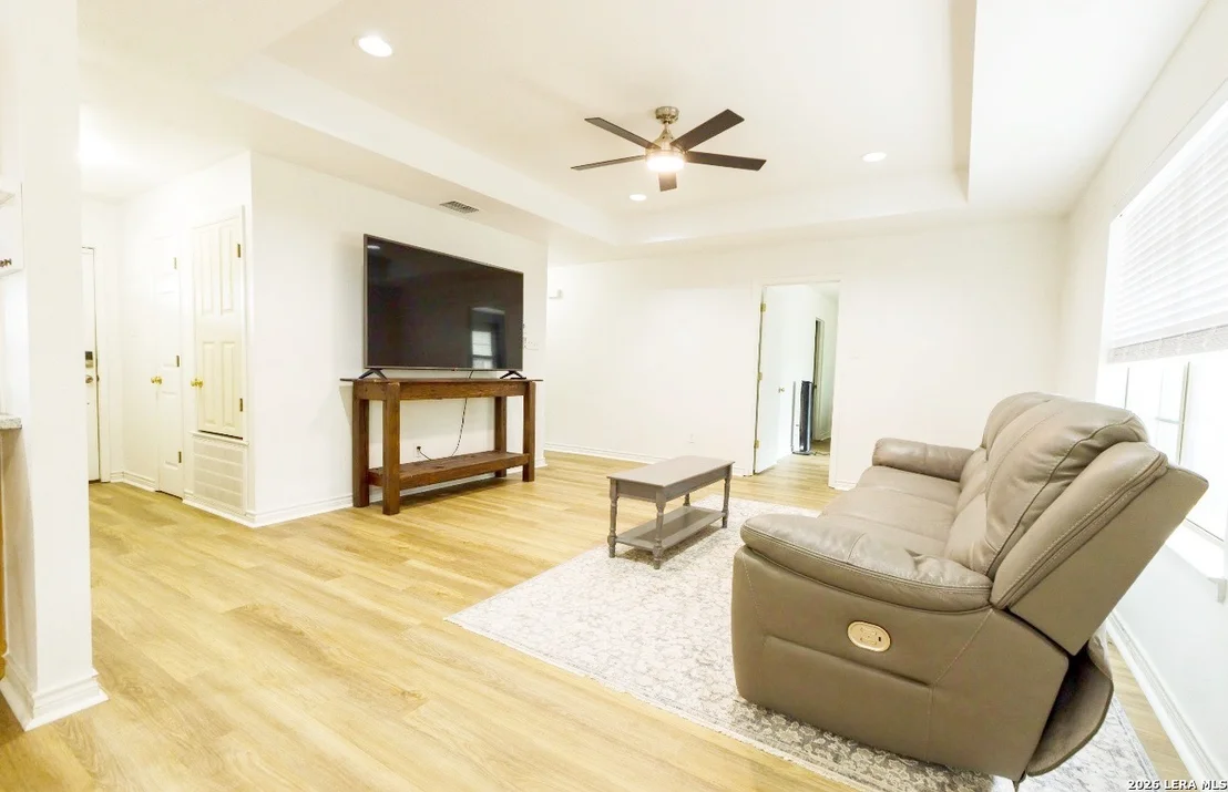 Photo of 324 Bunker Hill