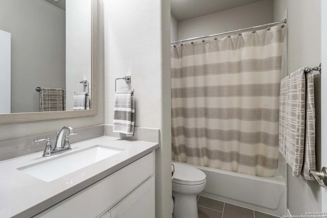 Photo of 1432 Argyll Park