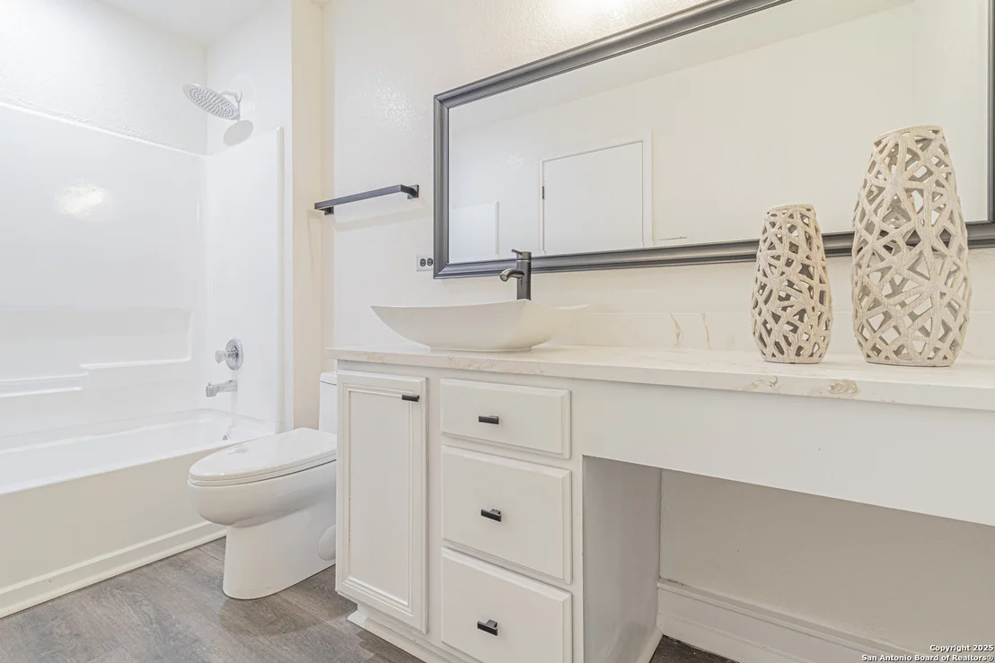 Photo of 5110 Sunview Vly