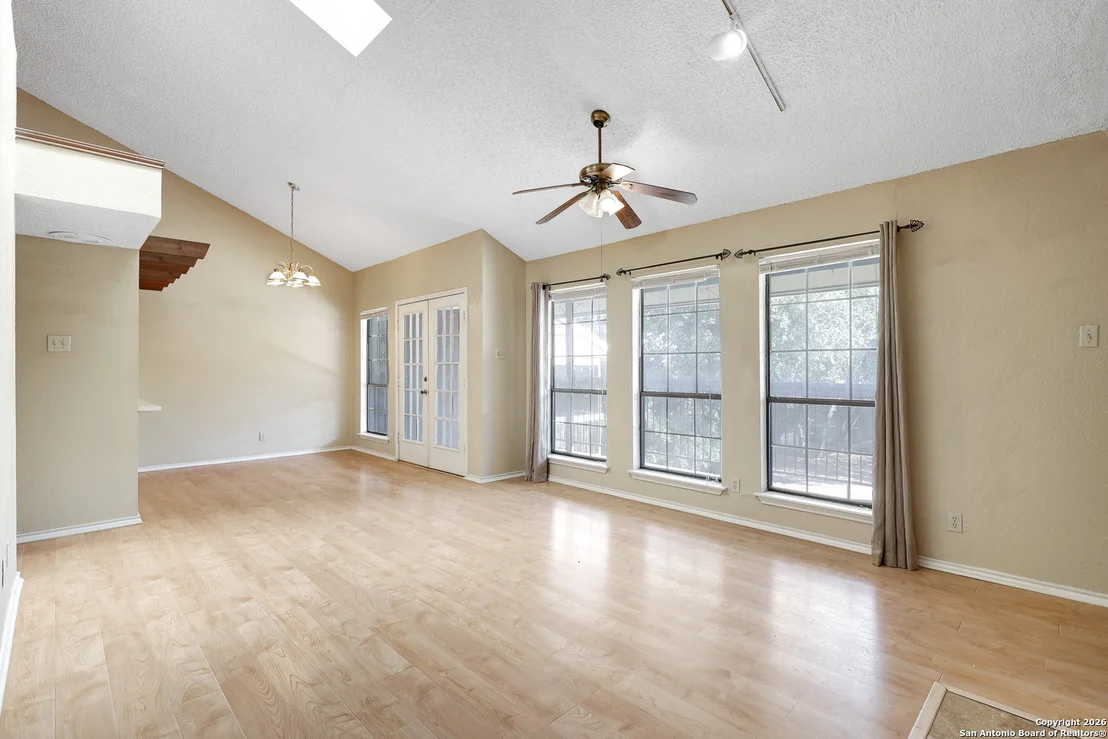 Photo of Unit 224 at 8633 Datapoint