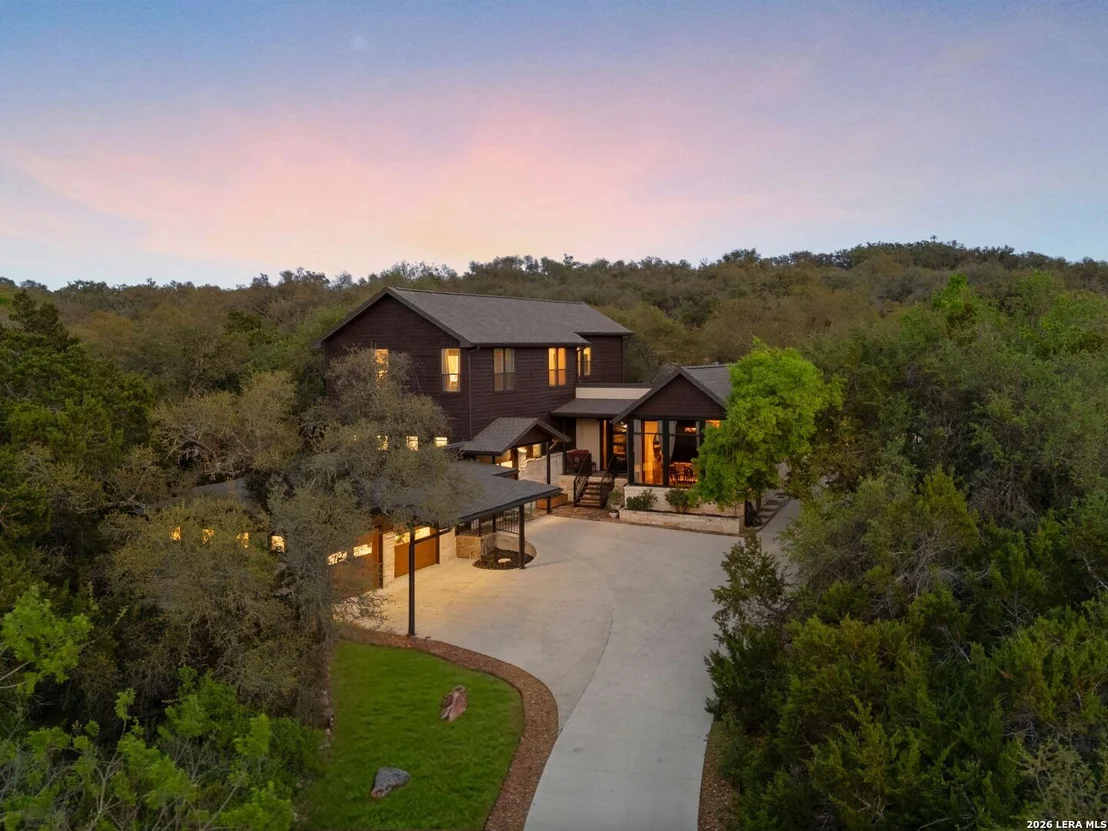 Photo of 1146 VICTORIA LN