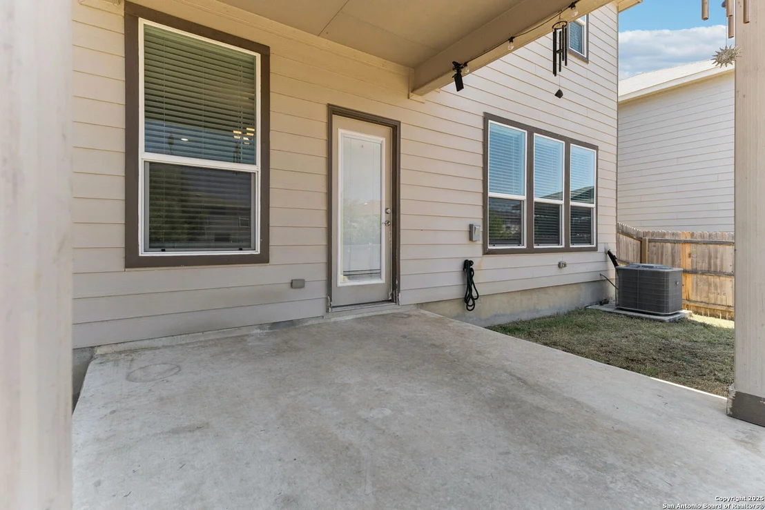 Photo of 8277 Assumption