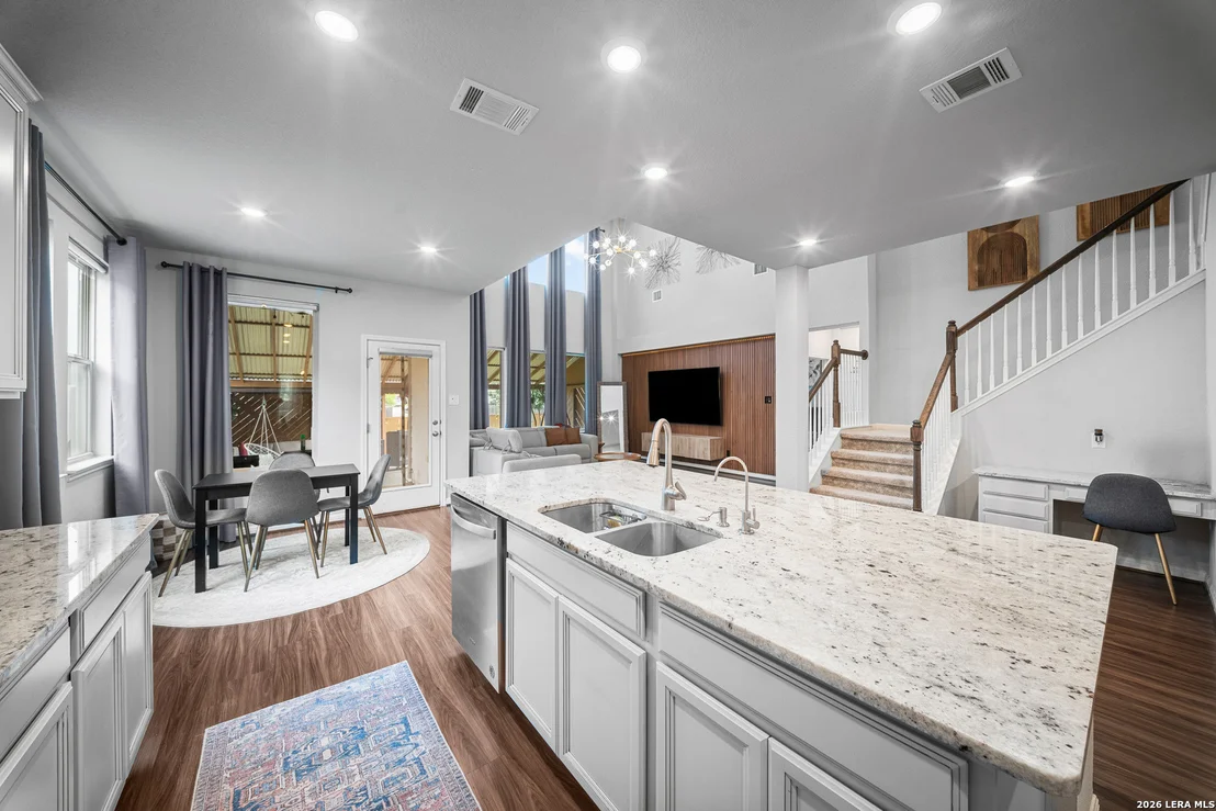 Photo of 9543 Garrison