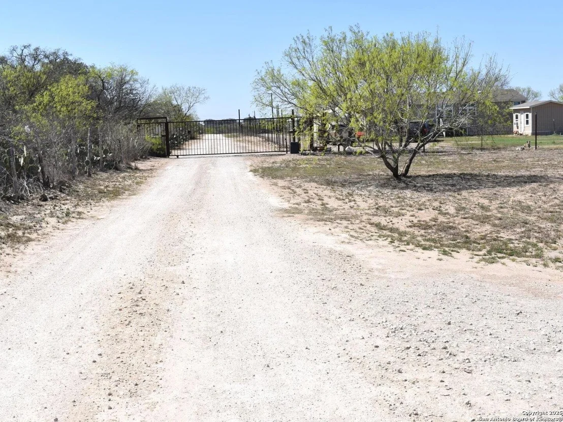 Photo of 1069 County Road 773