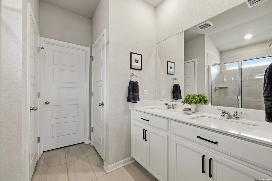 Photo of 3016 Toscana