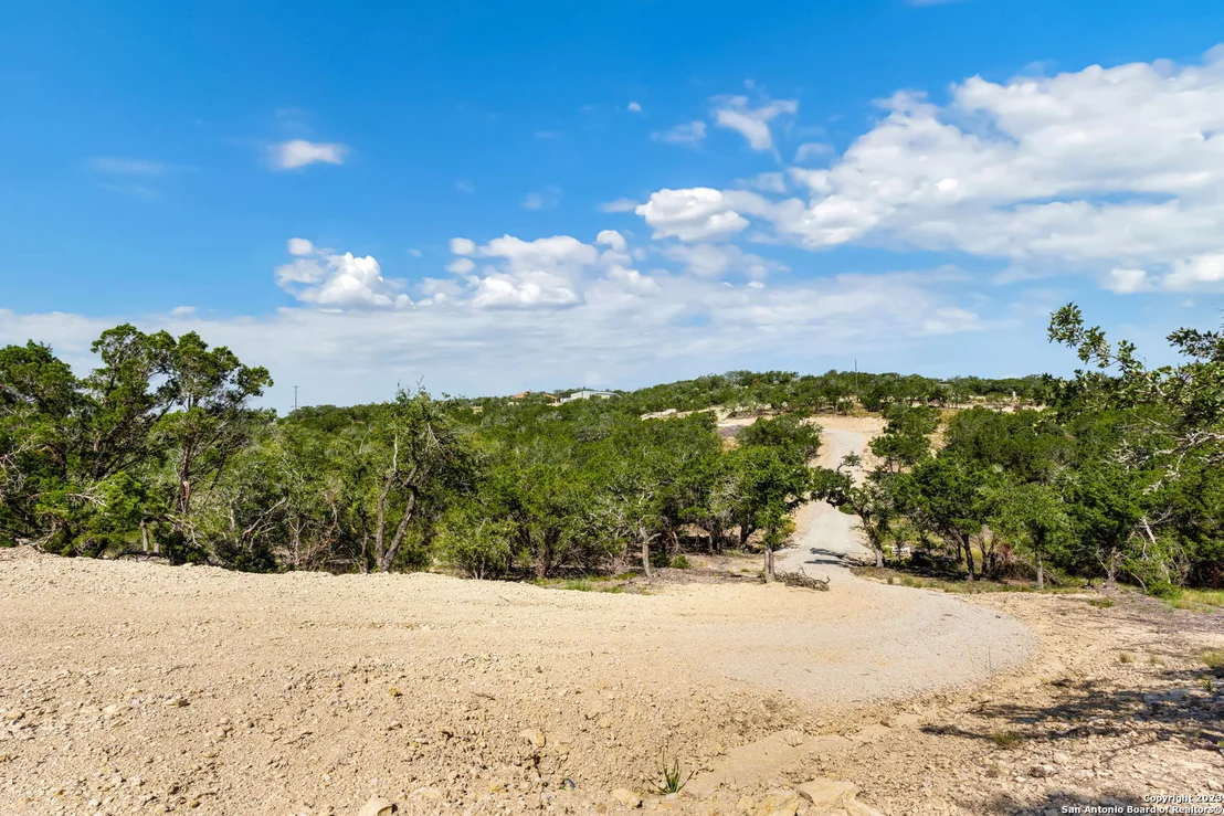 Photo of 472 Stallion Estates Dr