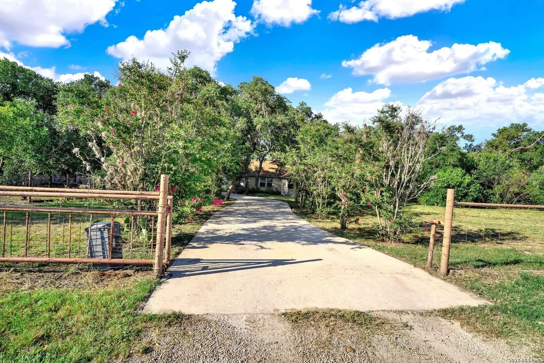 Photo of 473 County Road 375