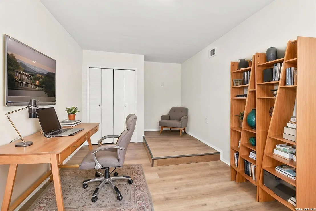 Photo of 10064 Spruce Ridge
