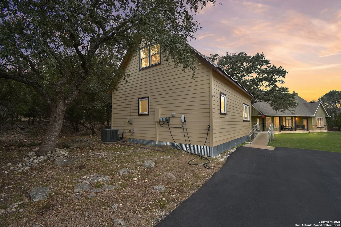 Photo of 123 MALLARD DR