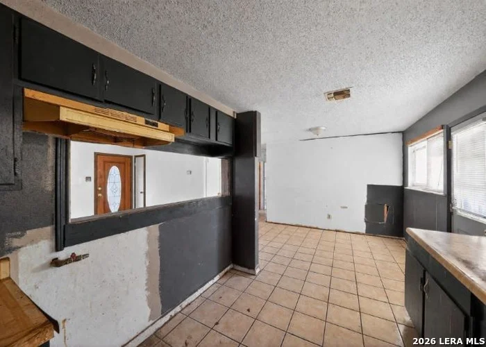 Photo of 2203 COLONY DR