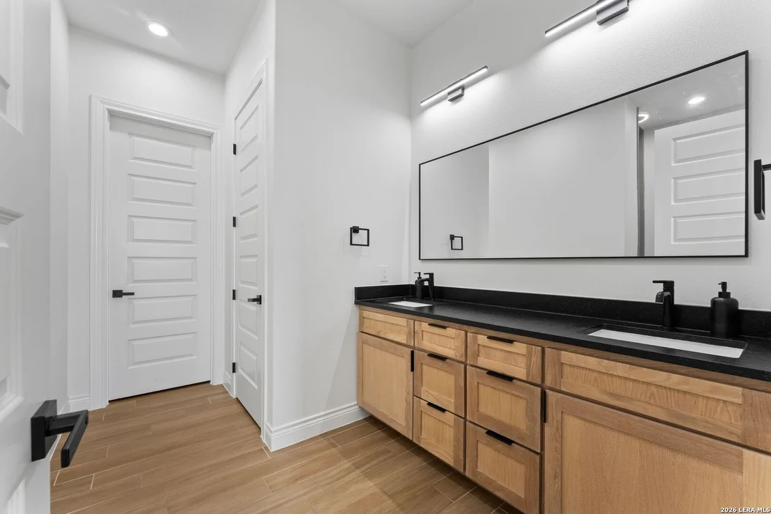 Photo of 819 Pr 2775