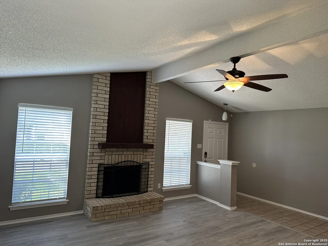 Photo of 9258 Ridge Cross
