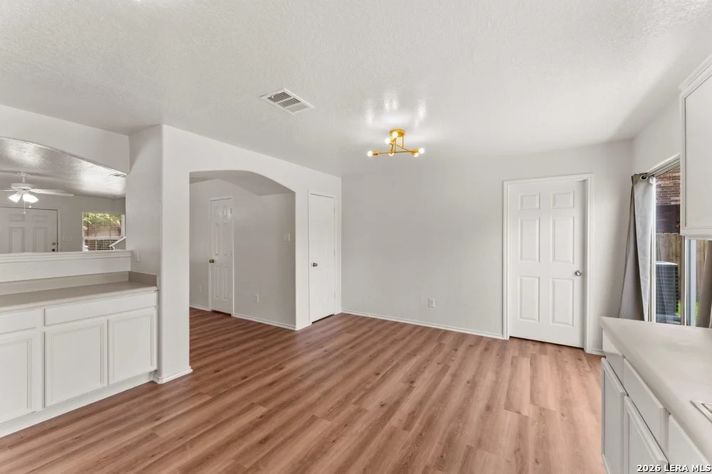 Photo of 9007 Tezel Point