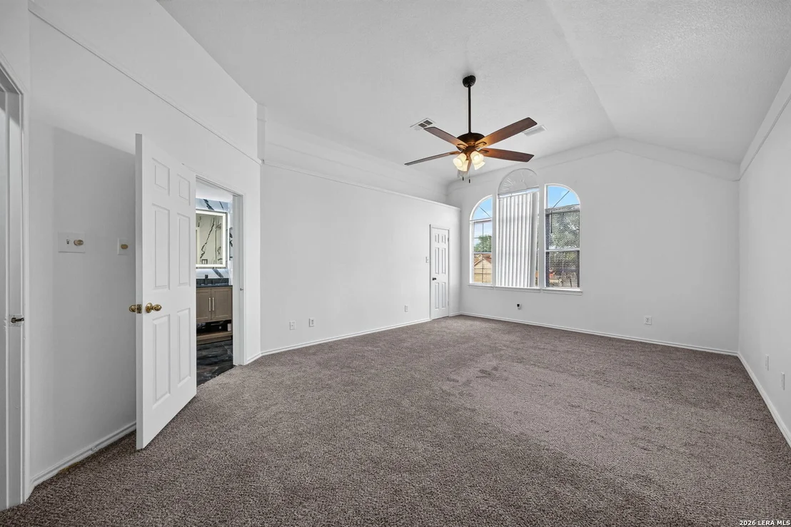 Photo of 6207 SPRING VLY