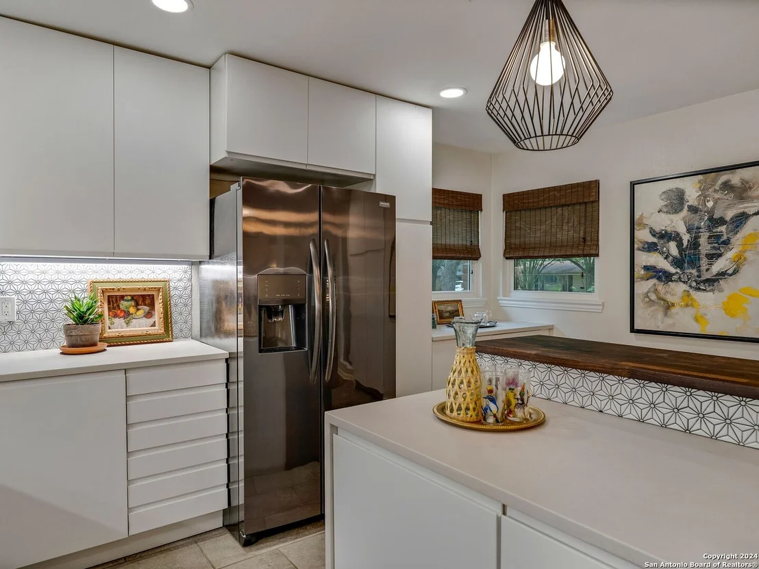 Photo of 534 OAKLEAF DR