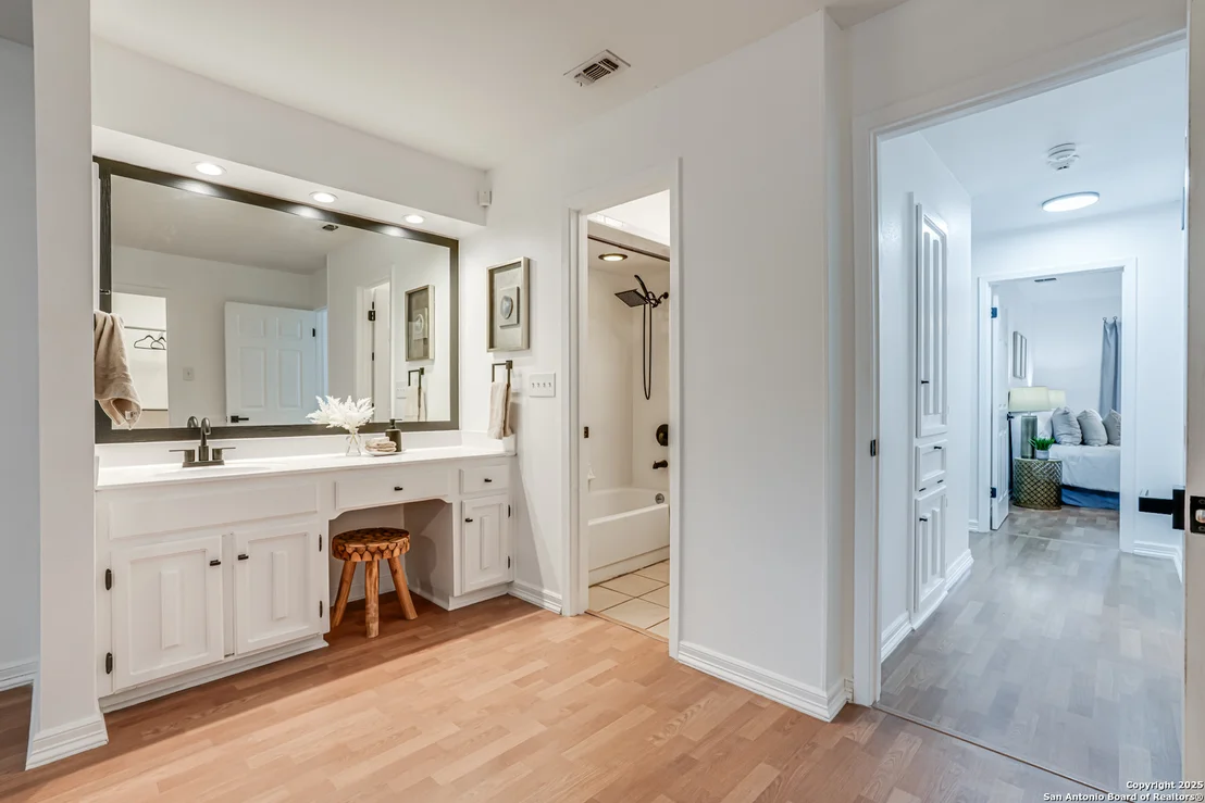 Photo of 14622 Bitternut Woods St