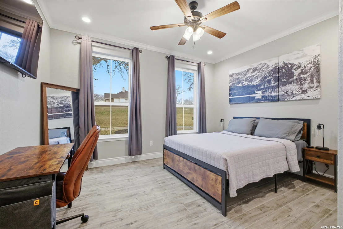 Photo of 117 Crescent Rdg