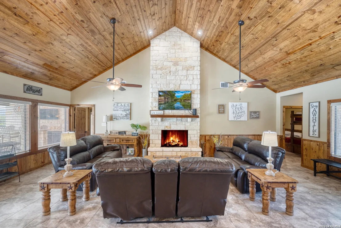 Photo of 274 Mountain Laurel