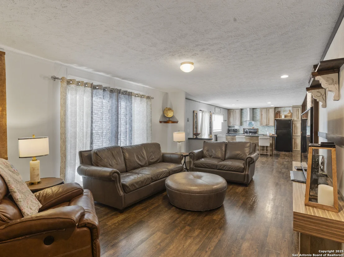 Photo of 838 County Road 669