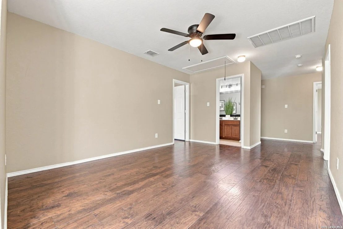Photo of 283 Reeves Garden