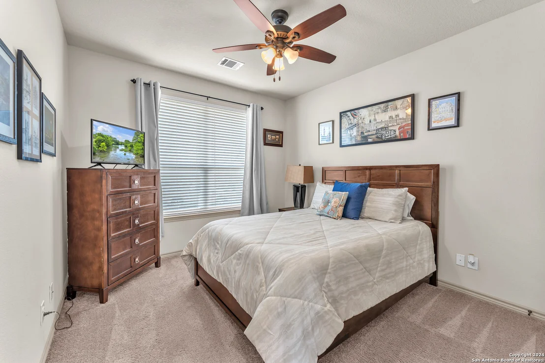 Photo of 714 Abbott Rdg