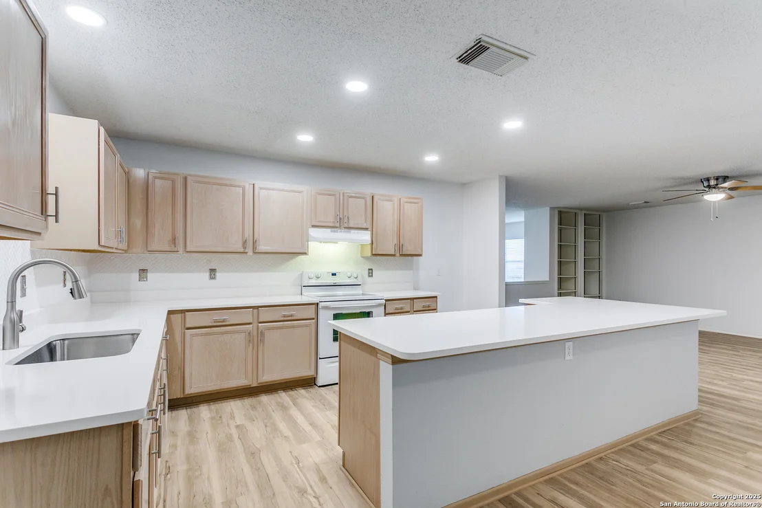 Photo of 2814 Redrock Trl