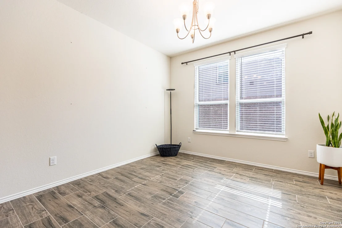 Photo of 7421 Cimarron Lake
