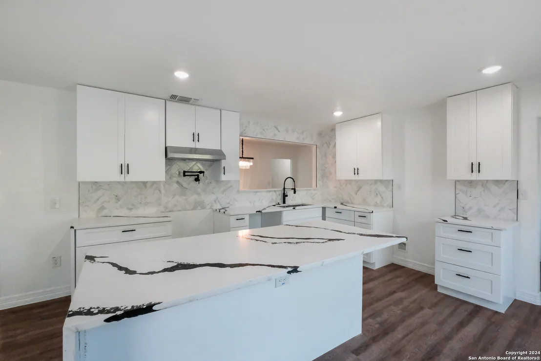 Photo of 103 WARING DR