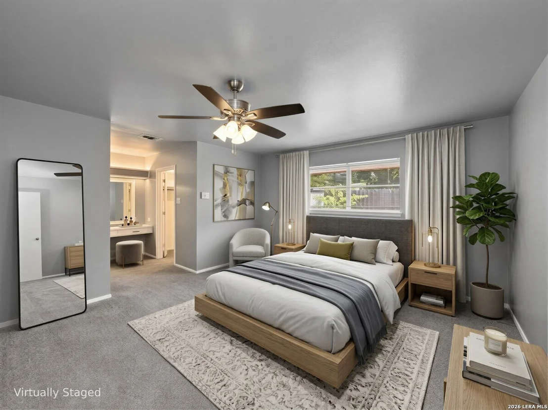 Photo of 621 Balfour Dr