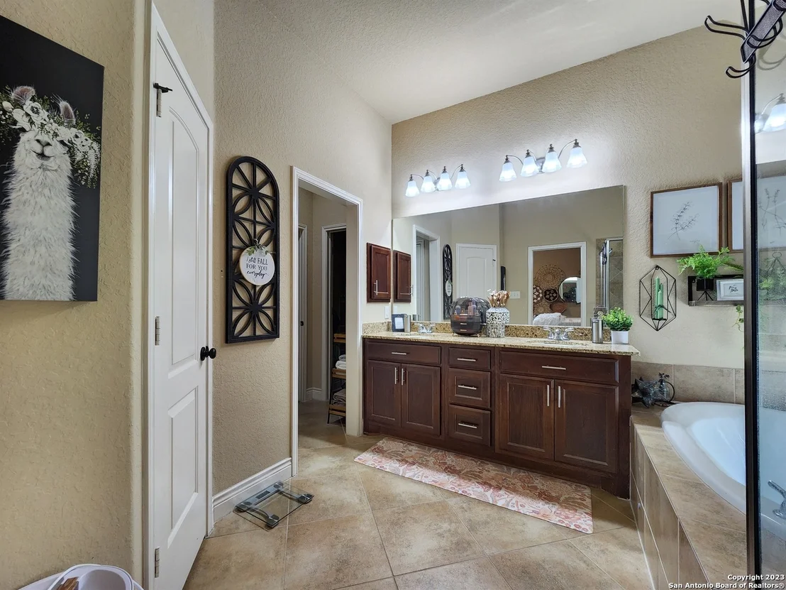 Photo of 2135 Silo Ridge