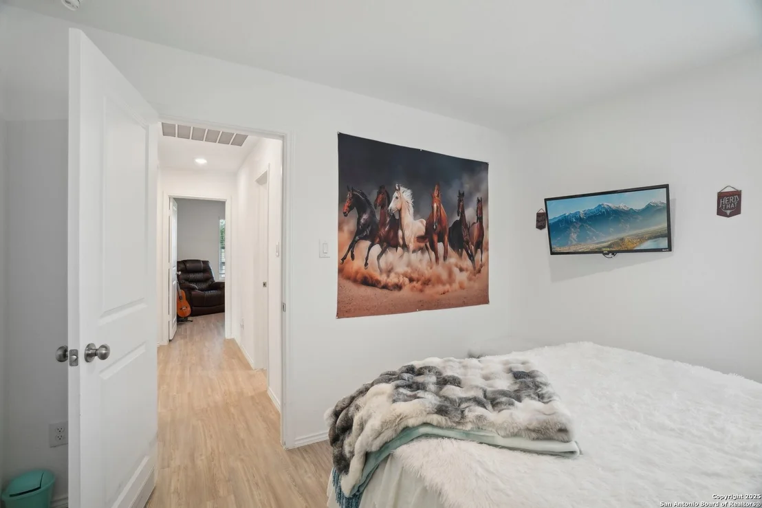 Photo of 5523 Elm Valley