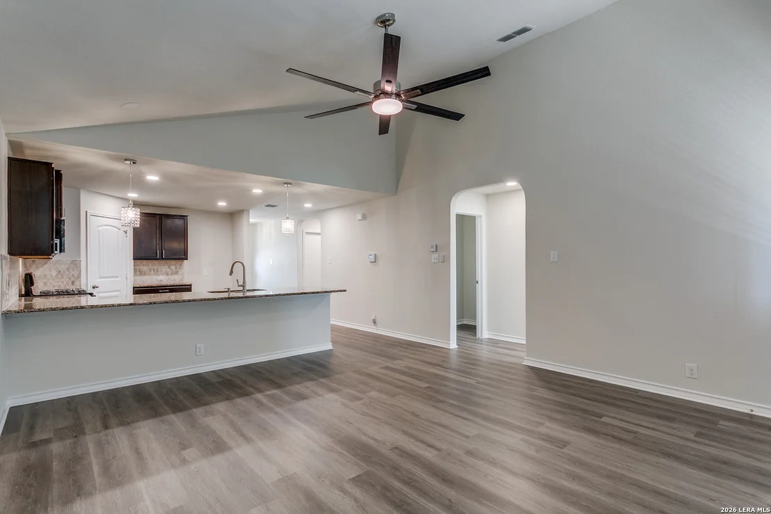 Photo of 2915 SUNSET BEND