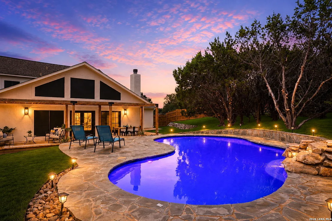 Photo of 150 LAKE VIEW DR
