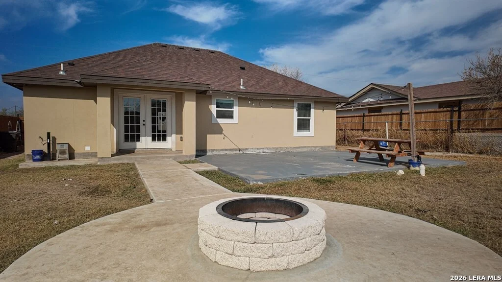 Photo of 120 Spring View Dr