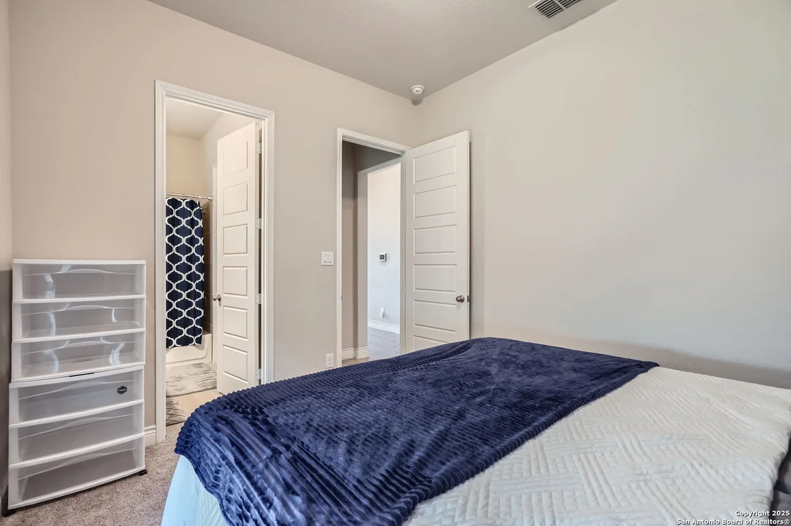 Photo of 4995 Winkler Trail