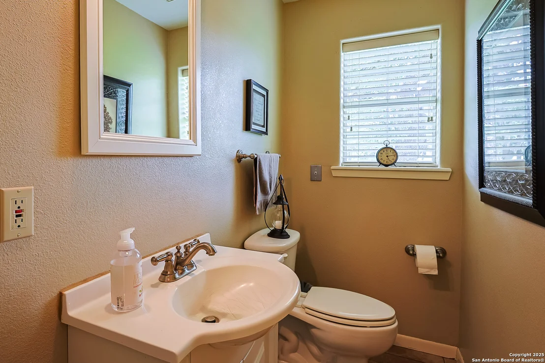 Photo of 2697 Oak Grove