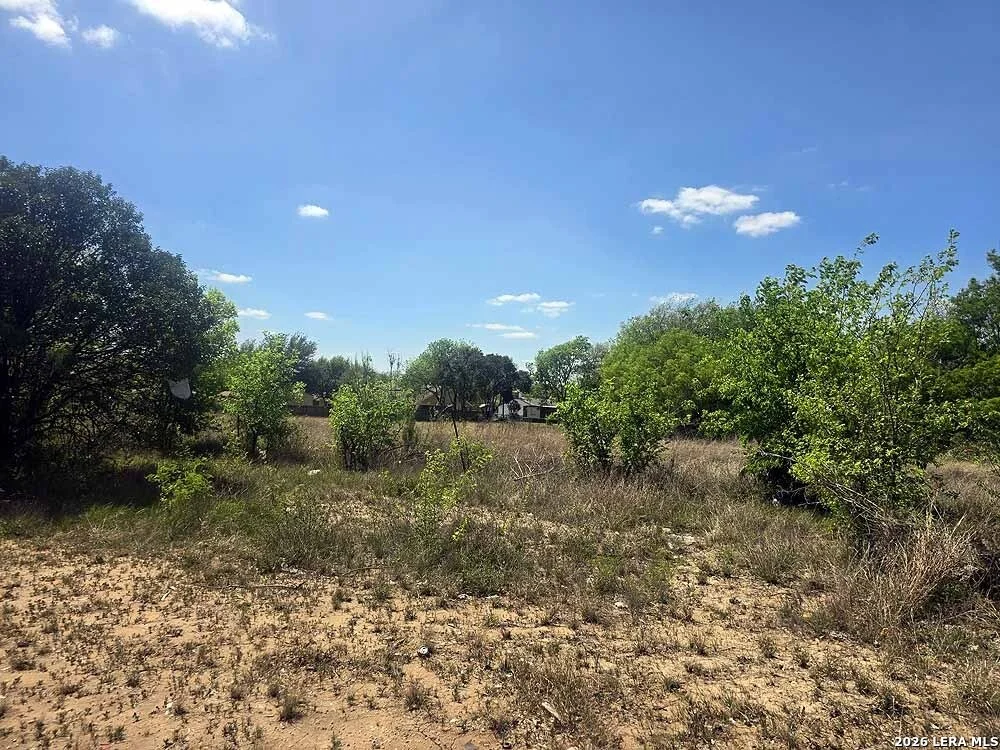 Photo of 2601 SE Loop 410